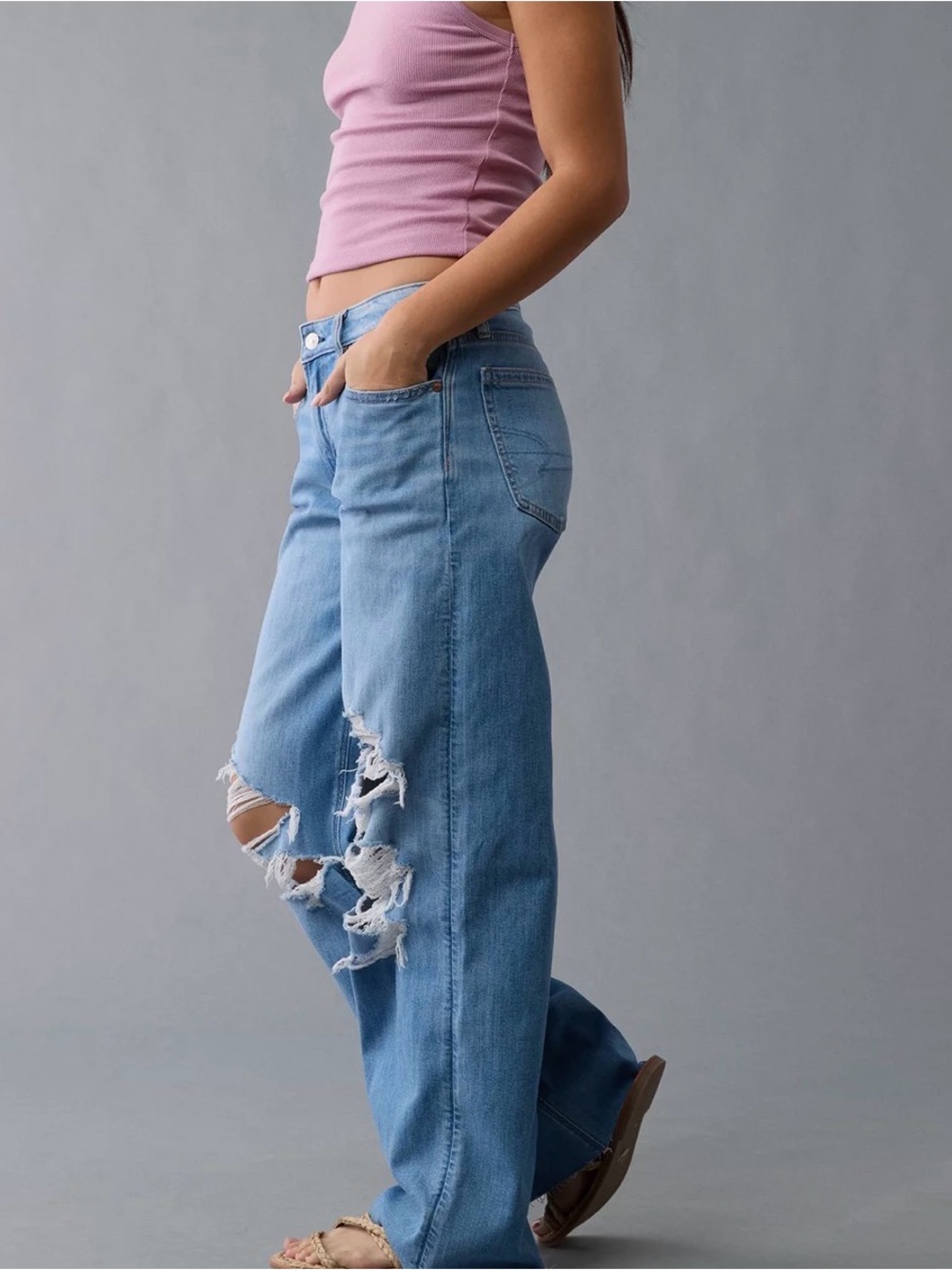 American Eagle Low Rise Baggy Wide Leg Jeans Distressed Knees Size 2 Extra Long - Picture 7 of 14